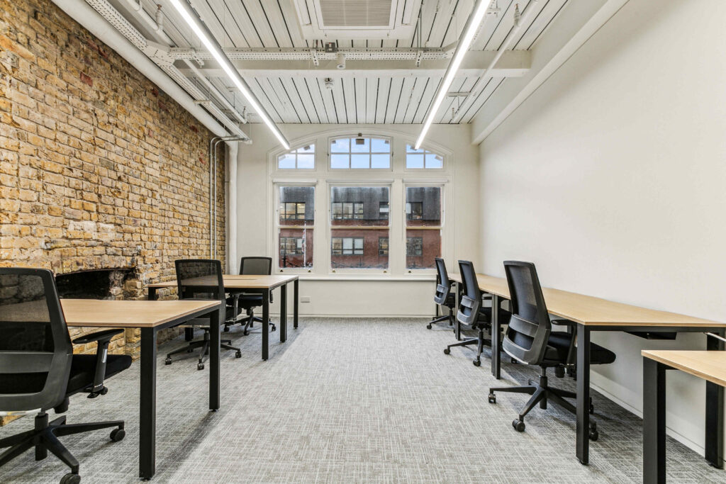 Private Serviced Offices in Huddle