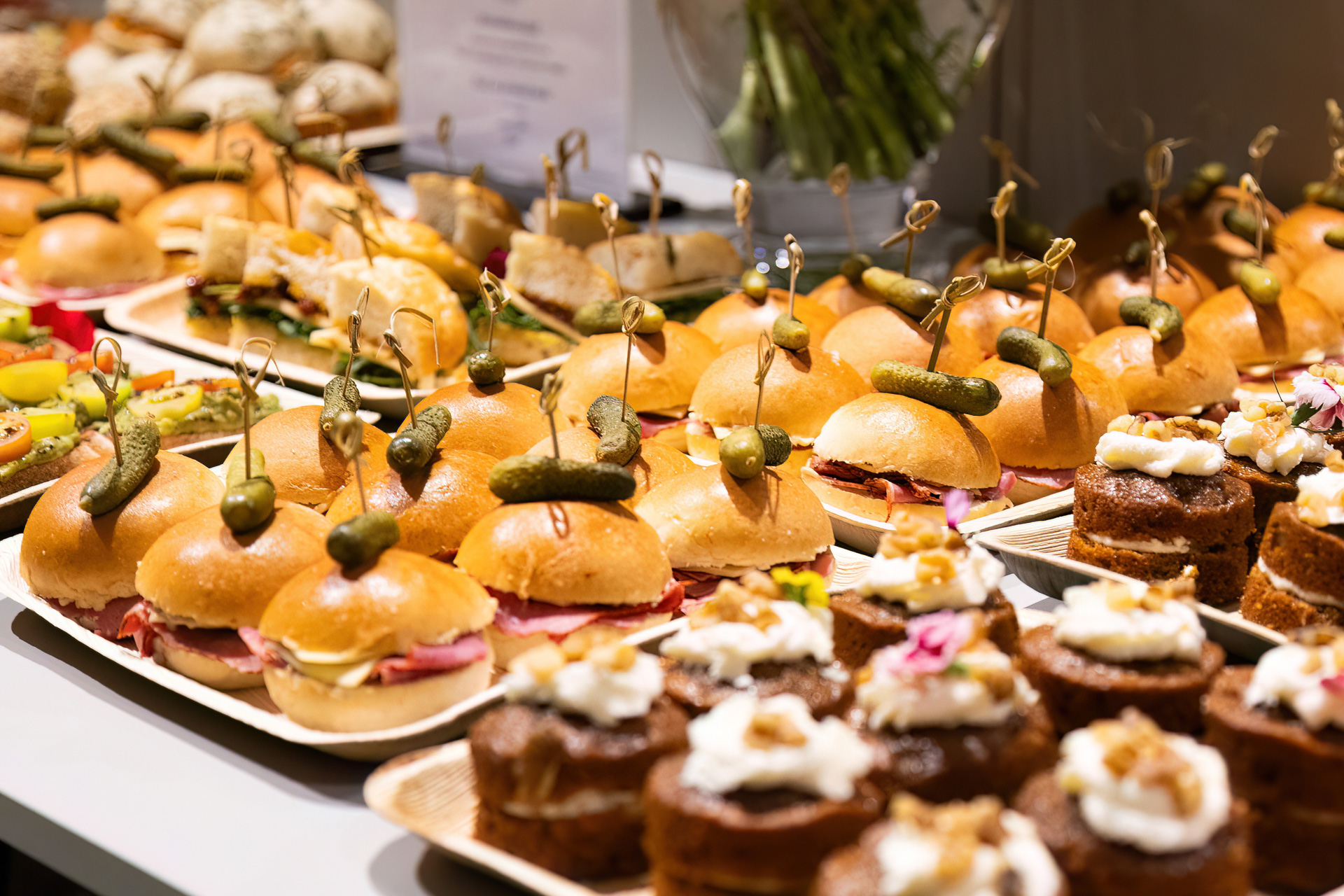 Huddle Catering Menu